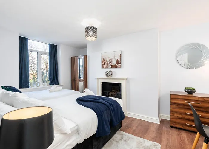 Stunning Doncaster City Centre Apartment, With 2 Double Beds