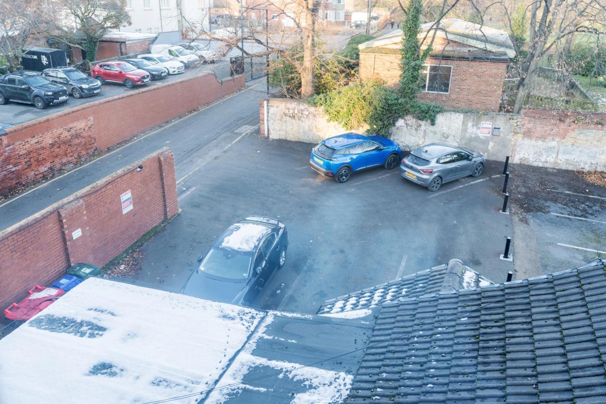 Stunning Centre Apartment, With 2 Double Beds * Doncaster