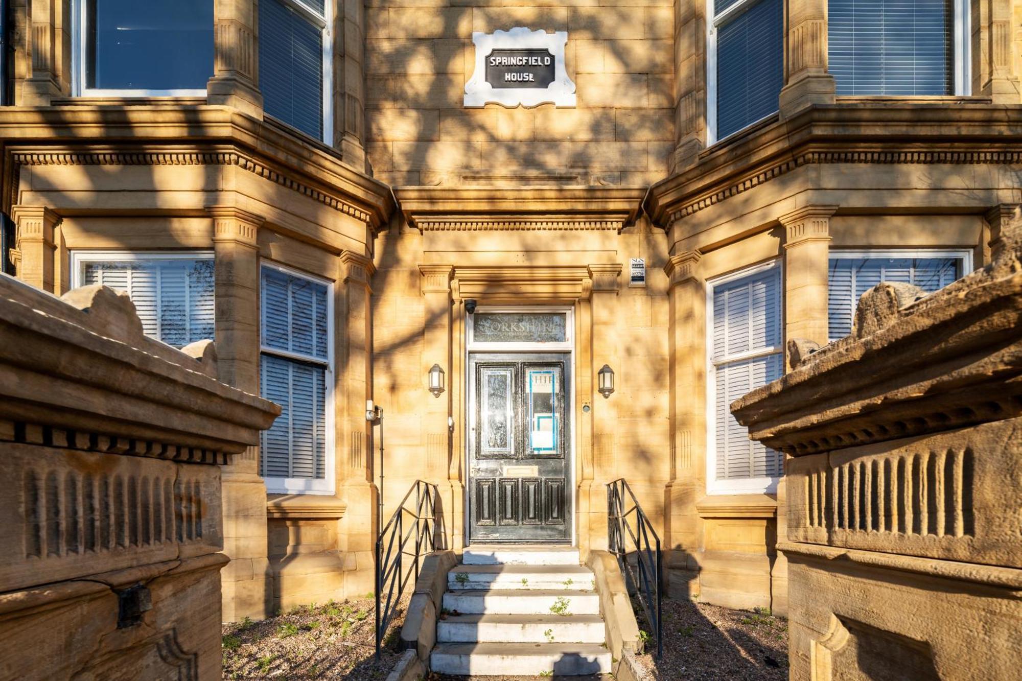 Stunning Centre Apartment, With 2 Double Beds Apartment *